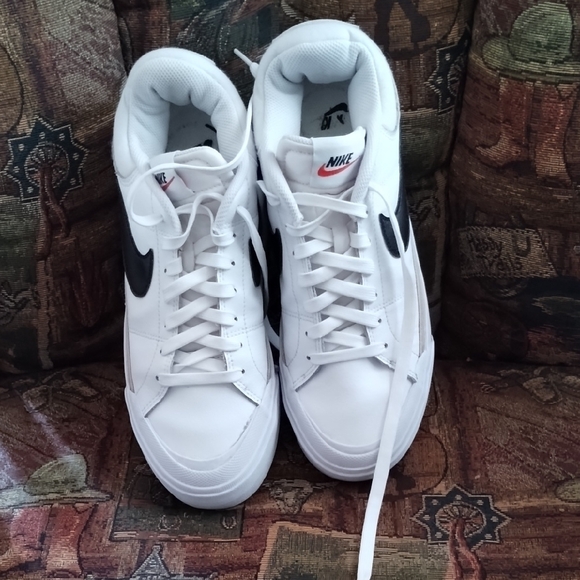 Nike Other - Nike Men's White and Black Sneakers